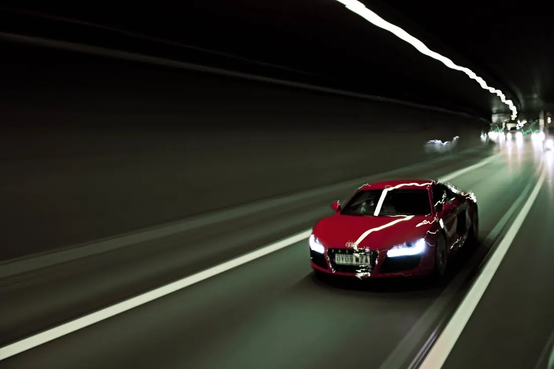 r8 v10 - Audi Magazine — photograph 4 by bernd kammerer